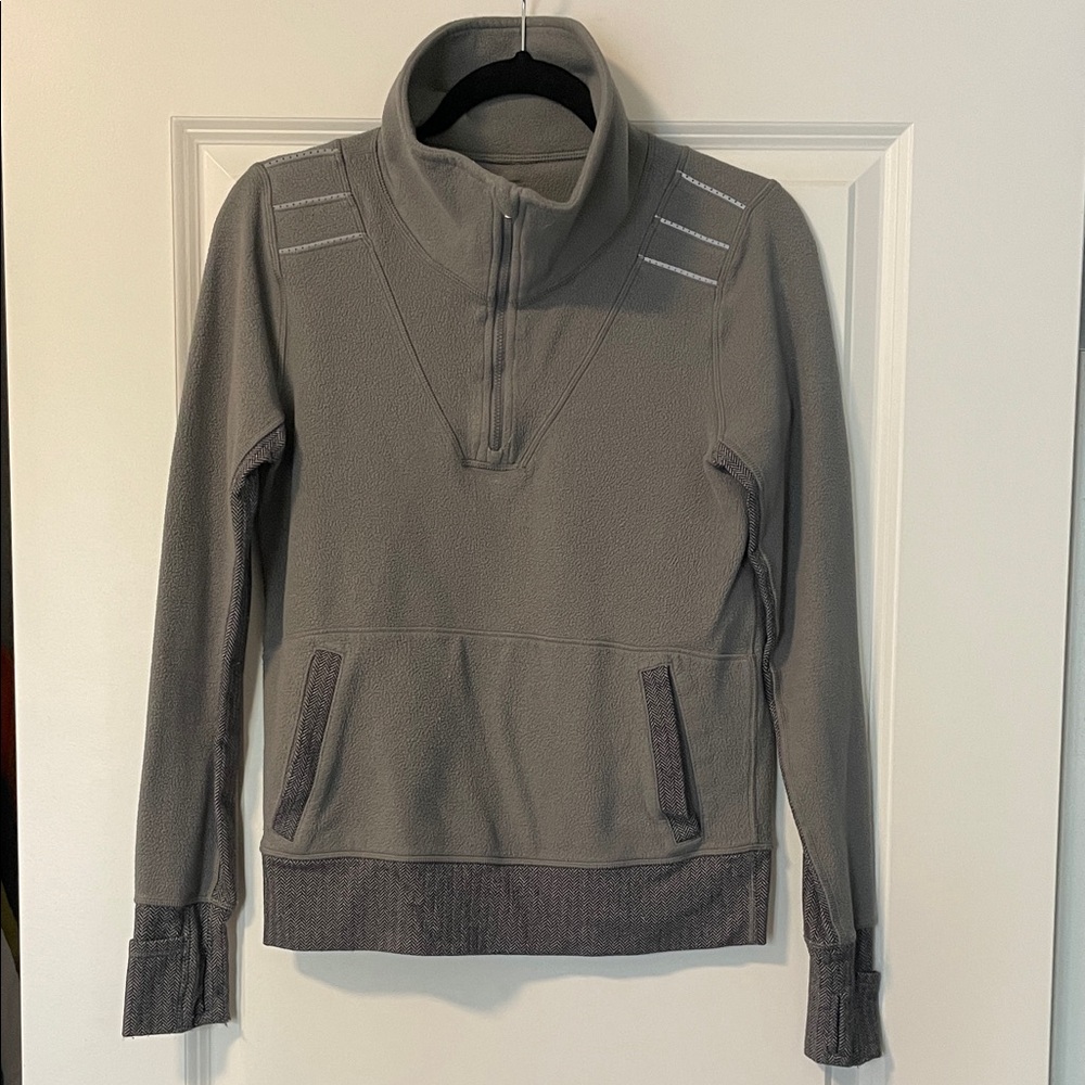 Ivivva quarter zip